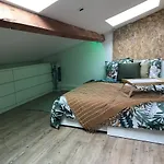 Chaleureux Studio Mansarde - Coeur De De Sète