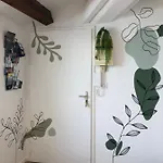 Chaleureux Studio Mansarde - Coeur De De Apartman *