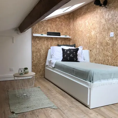 Chaleureux Studio Mansarde - Coeur De De Sète